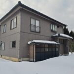 【売家】下書き中 能生小見の床下駐車場2台有す総二階建てのお得物件（700万円）