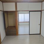 ２階廊下側６畳 (居間)